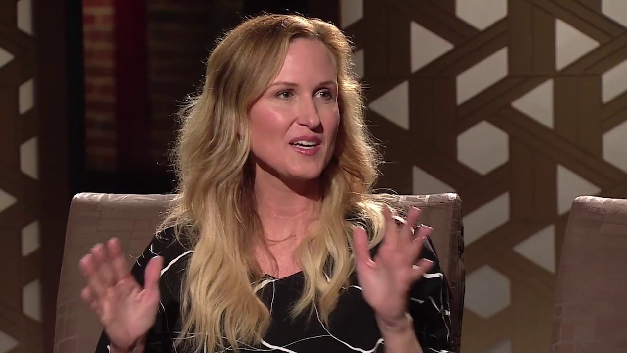 Priscilla Chat: Robertson Faith & Legacy